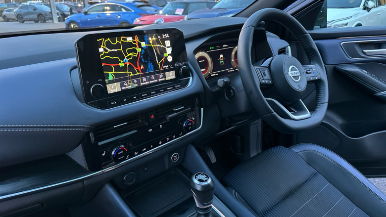 Nissan Qashqai 1.3 DiG-T MH Tekna 5dr Petrol Hatchback